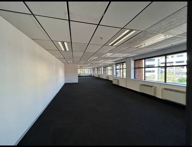 224M² OFFICE TO LET IN SANDTON CENTRAL